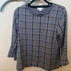 ❤️Finn & Grace Houndstooth Plaid Bell Sleeve Pullover Top Large EUC CLEARANCE